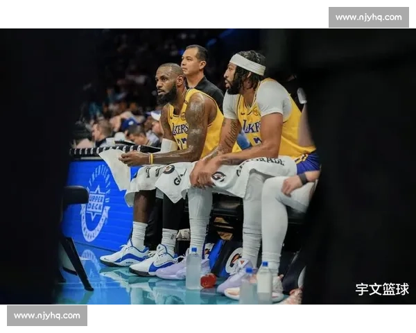 湖人对决鹈鹕焦点之战全程直播詹姆斯浓眉正面对抗西部关键卡位夜星光璀璨